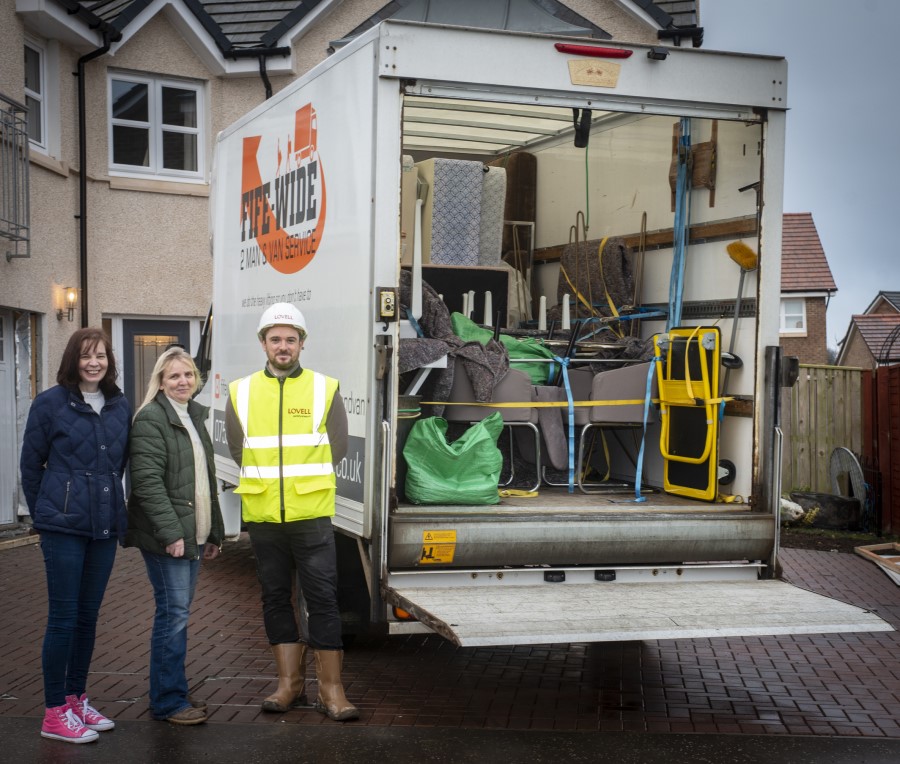 Lovell Homes donates furniture to local Women’s Aid group Scottish